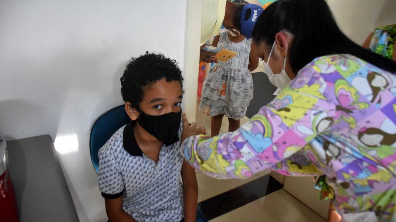 Camacã: Primeiro dia de vacinação em crianças é marcado com emoção